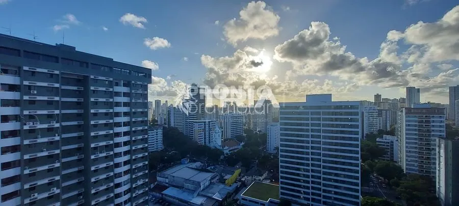 Imagem Apartamento de 4 quartos, 424m² no bairro Espinheiro, em Recife