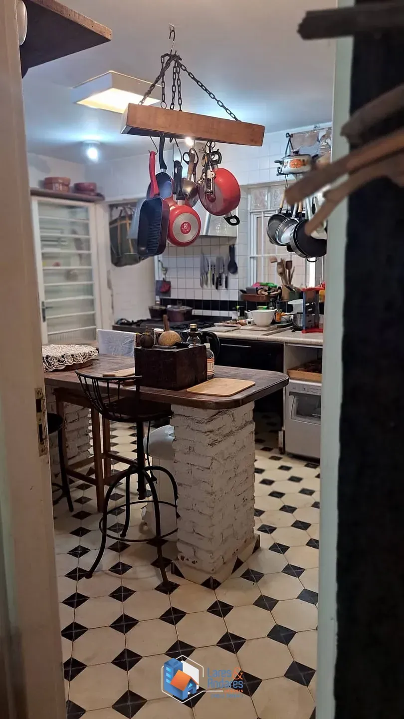 Imagem Casa de vila para venda em Vila Olímpia com 4 quartos, sendo 1 suíte, 248m²