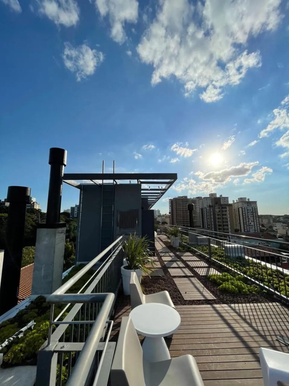 Imagem Apartamento com 109m², localizado no bairro Passo da Areia em Porto ALegre/RS.