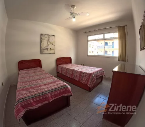 Imagem Excelente cobertura duplex com vista lateral para o mar.