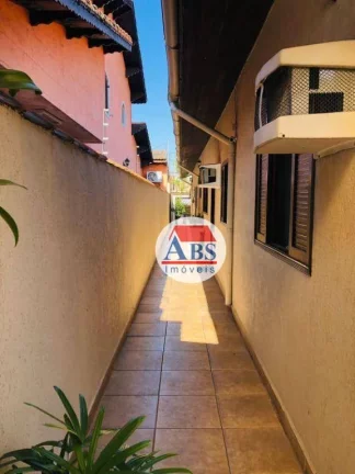 Imagem Linda Casa Geminada com 3 dormitórios à venda, 76 m² por R$ 480.000 - Jardim Casqueiro - Cubatão/SP
