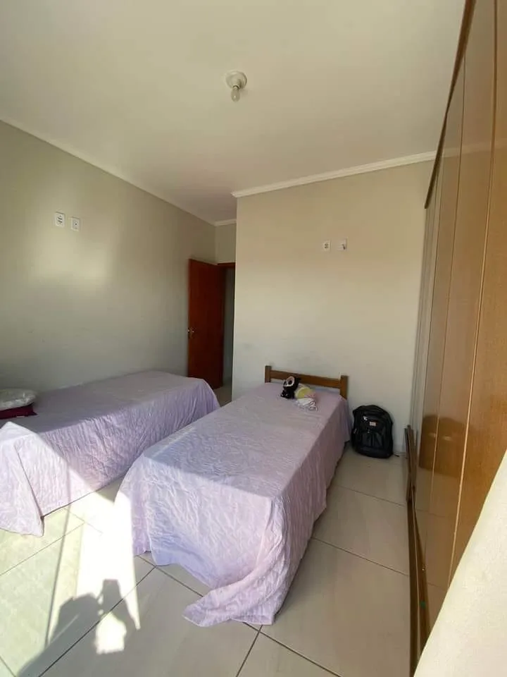 Imagem Casa à venda 2 Quartos, 1 Suite, 2 Vagas, 175M², Residencial e Comercial Cidade Jardim, Pindamonhangaba - SP
