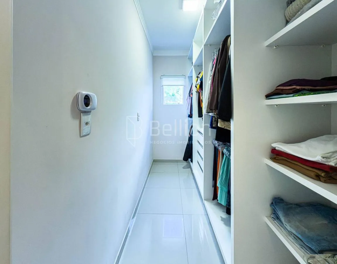 Imagem Casa com suíte no centro de Rodeio