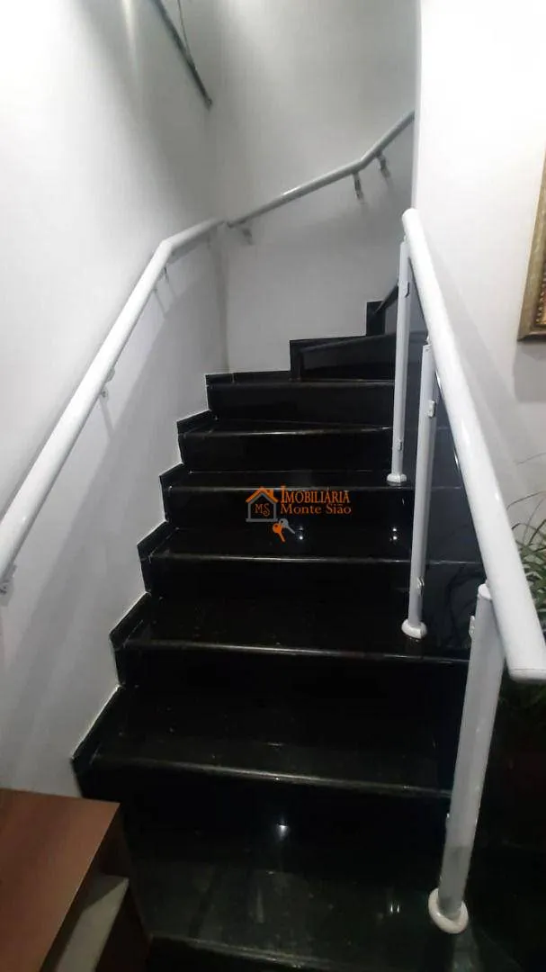 Imagem Sobrado com 3 dormitórios à venda, 150 m² por R$ 699.999,99 - Jardim Adriana - Guarulhos/SP