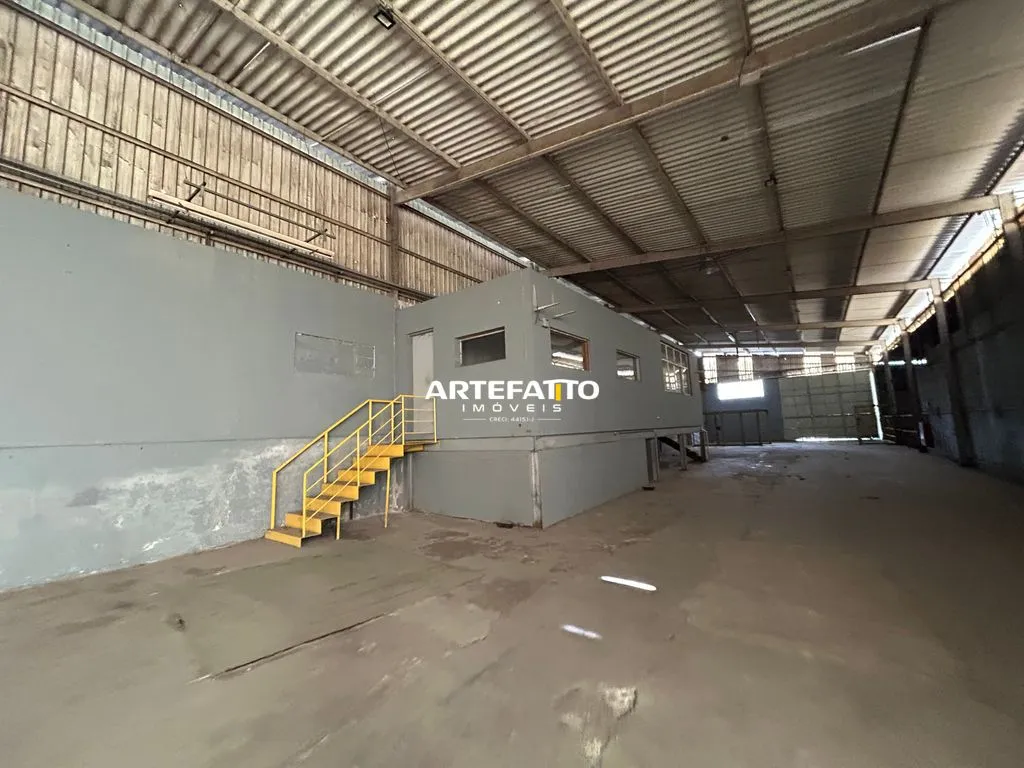 Imagem GALPÃO INDUSTRIAL/COMERCIAL PARA LOCAÇÃO/FRENTE PARA A Rodovia Régis Bittencourt