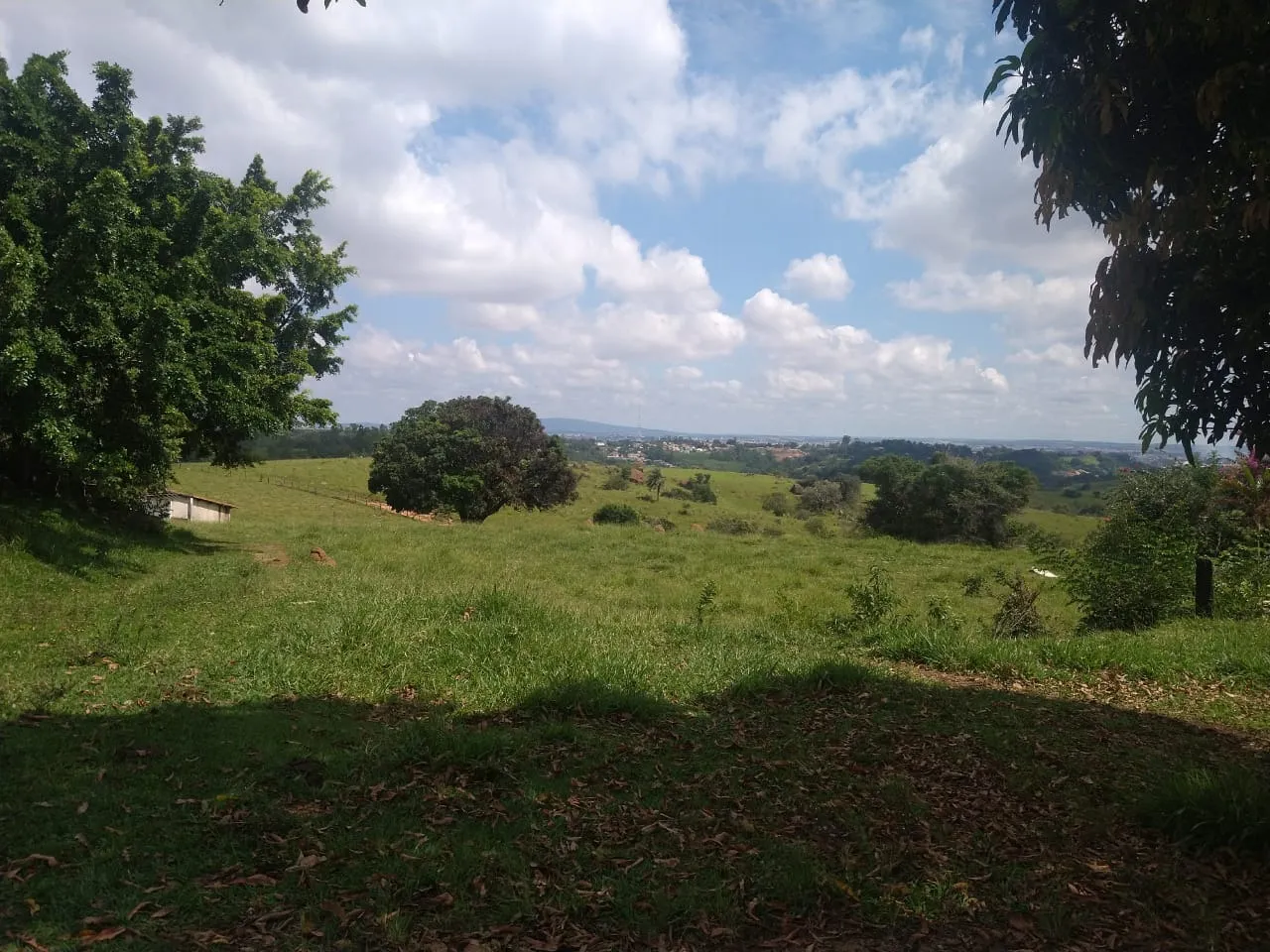 Imagem Vende-se esta área com 89 mil metros em Brigadeiro Tobias