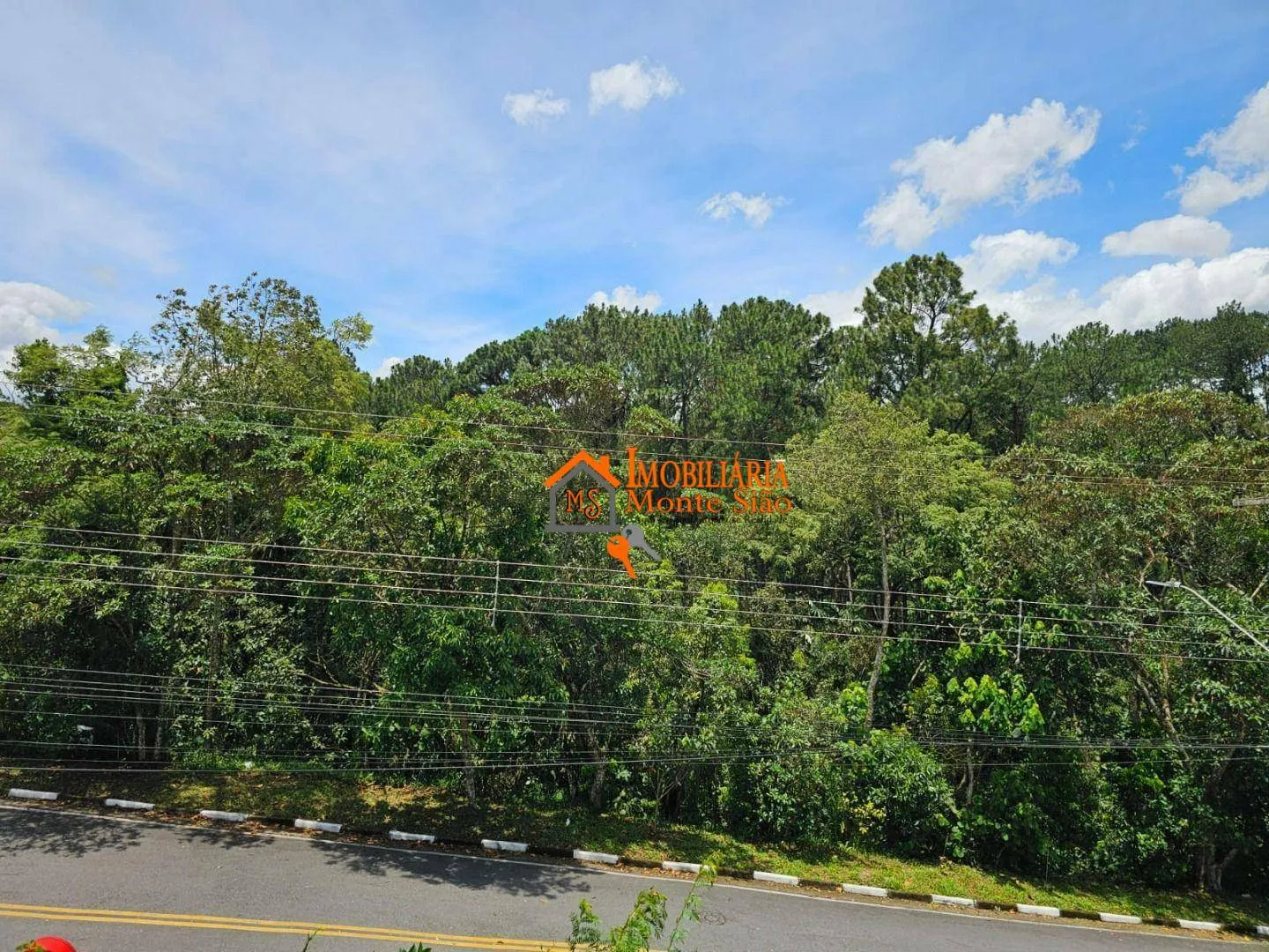 Imagem Terreno à venda, 367 m² por R$ 1.468.000,00 - Caputera - Arujá/SP