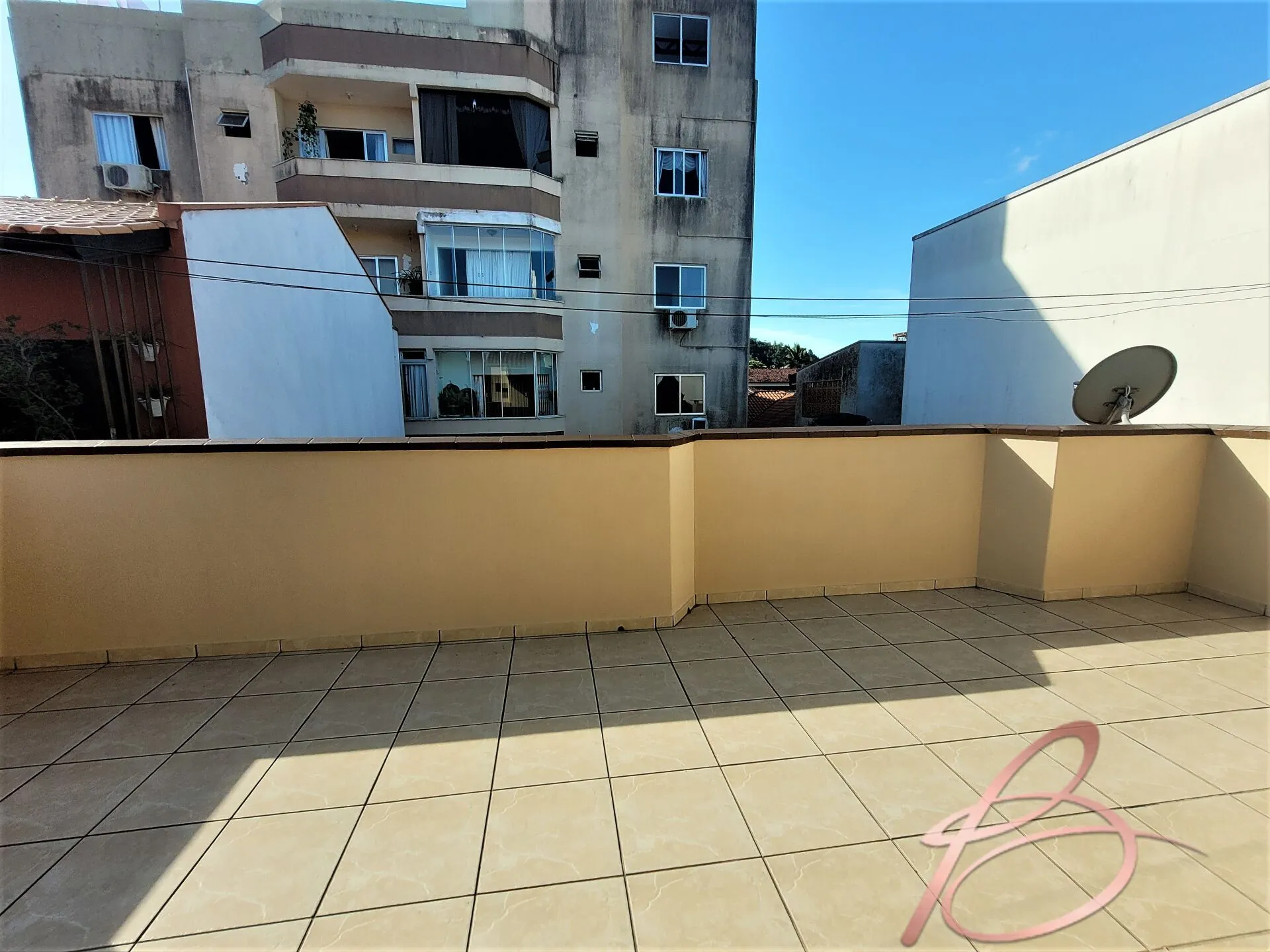 Imagem Excelente casa no centro de Balneário Camboriu