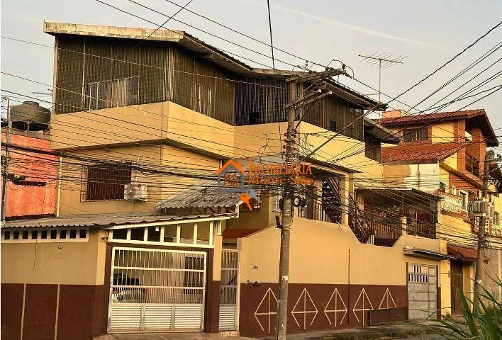Imagem Sobrado com 4 dormitórios à venda, 250 m² por R$ 798.000 - Jardim Santa Beatriz - Guarulhos/SP