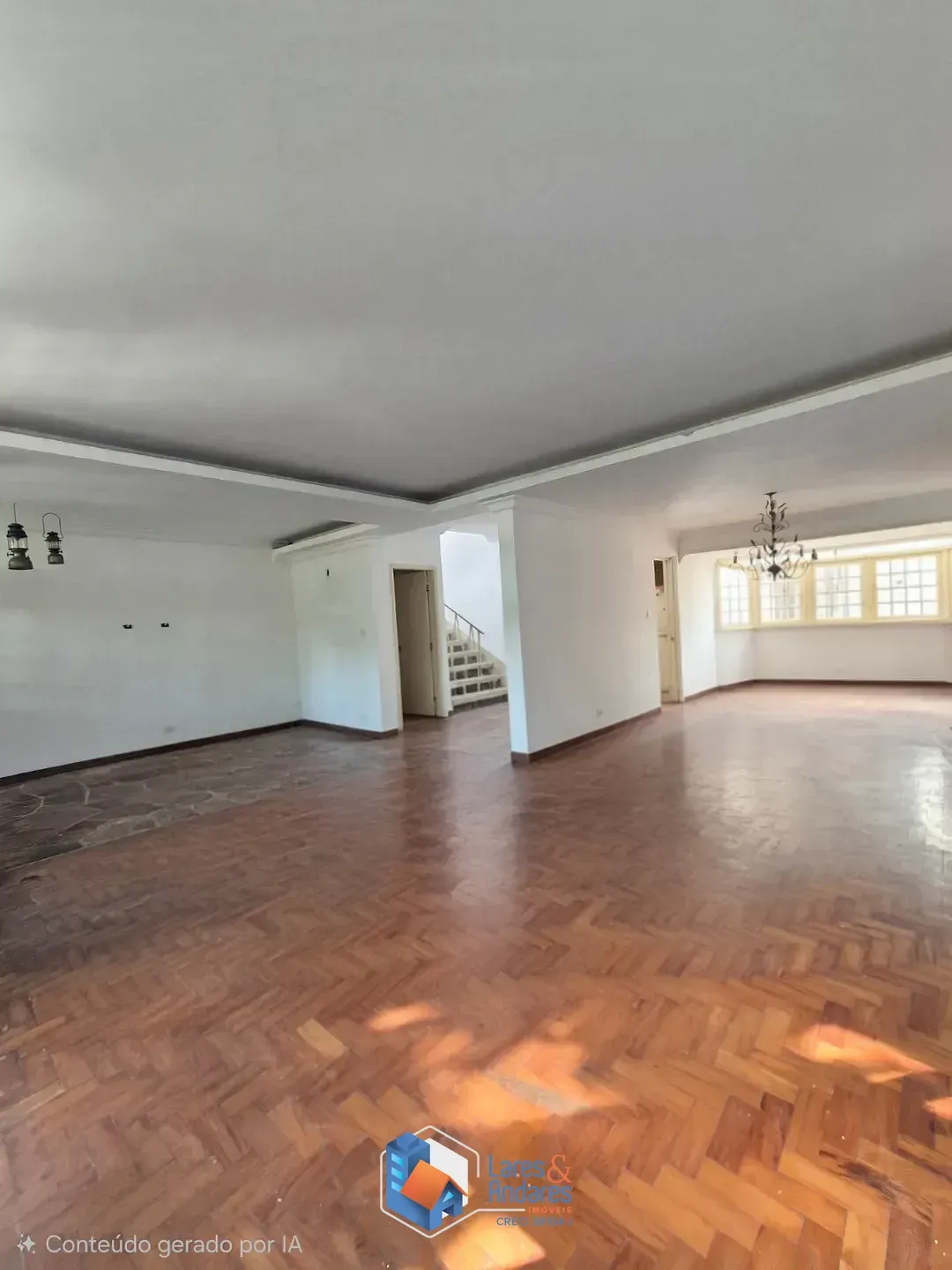 Imagem Sobrado para venda e locação em Planalto Paulista com 4 quartos, sendo 1 suíte, 312m²