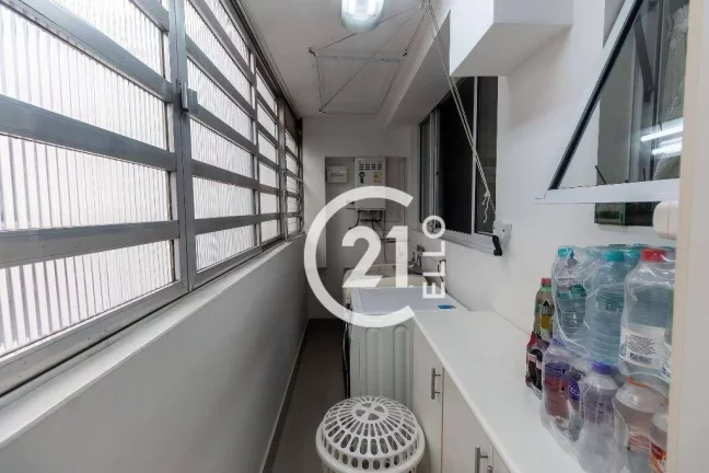 Imagem Apartamento totalmente reformado no Itaim Bibi – 107 m²