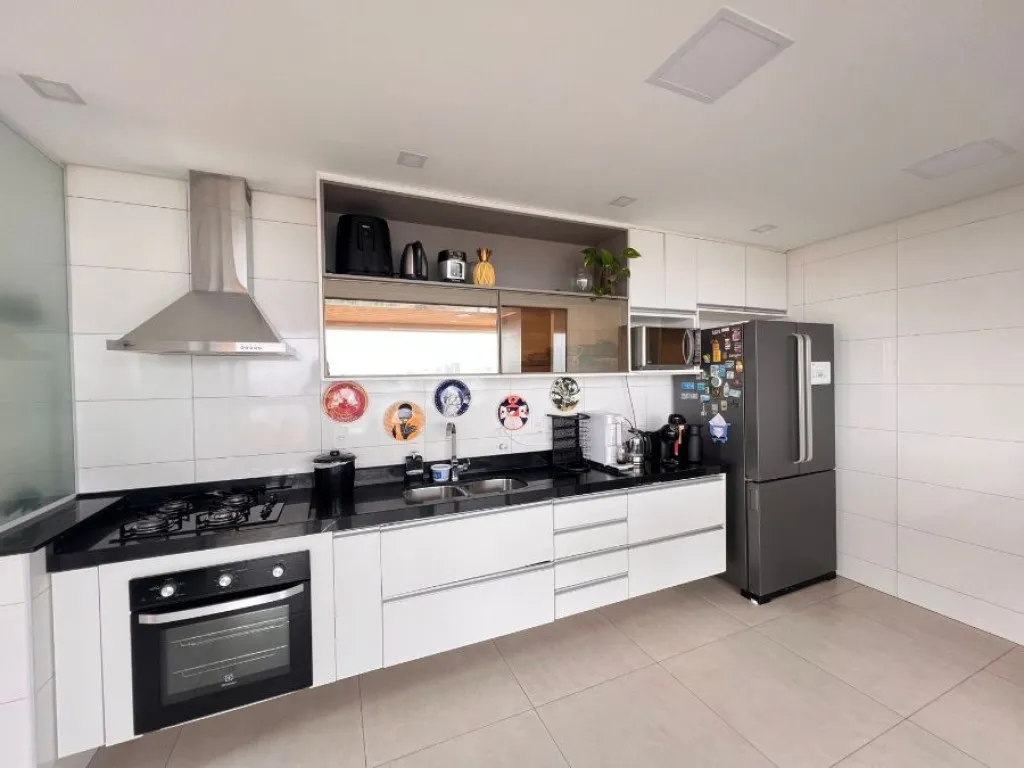 Imagem APARTAMENTO COM 130,00 m² - GUILHERMINA - PRAIA GRANDE SP