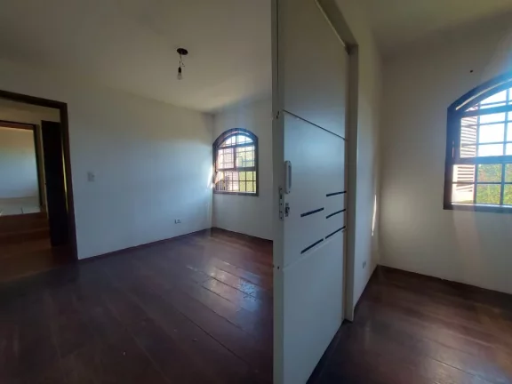 Imagem Casa Térrea para Locação Comercial na Granja Viana
