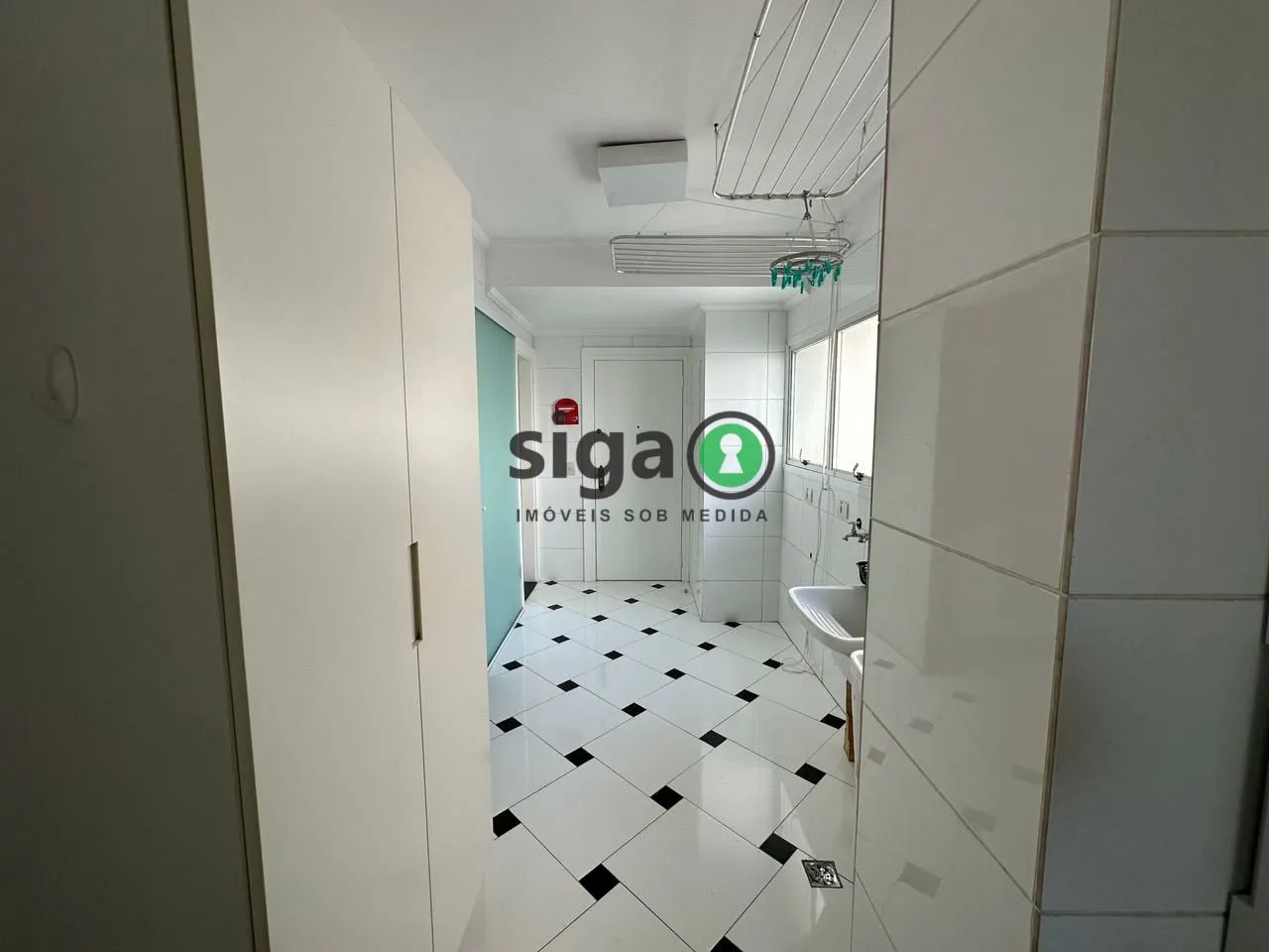 Imagem Apartamento na Vila Andrade, 4 quartos, 2 suítes, 200m², São Paulo - Ed.: MAISON CHAMPENOIS