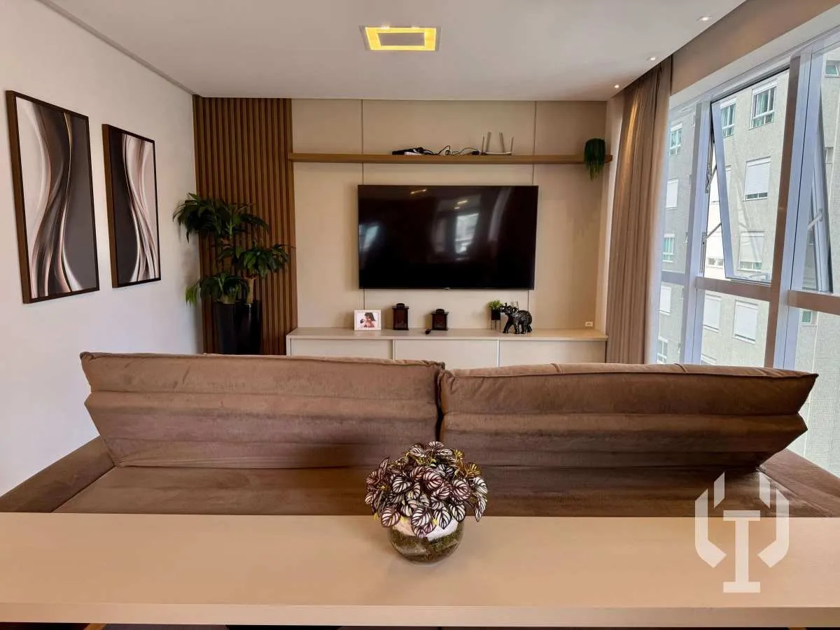 Imagem Apartamento para alugar, no Rua 234, em Itapema, Meia Praia, com 4 quartos, 198m2