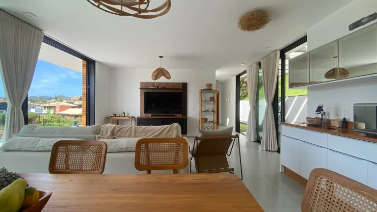 Imagem Imperdível oportunidade: Casa à venda em Garopaba-SC, bairro Morrinhos, 4 quartos, 2 suítes, 2 salas, 3 banheiros, 2 vagas, 187,50m²!