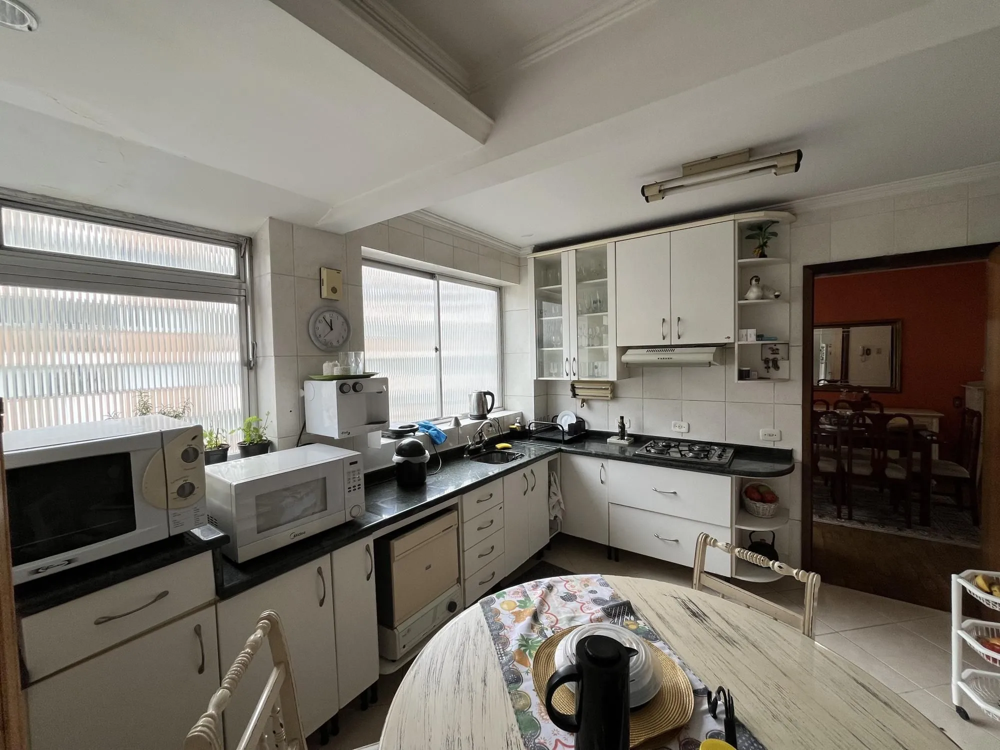 Imagem Apartamento de dois quartos com suíte no bairro Menino Deus em Porto Alegre