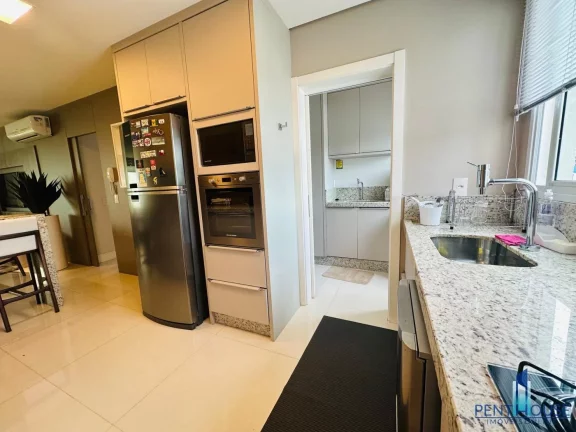 Imagem Apartamento Frente Mar para Venda em Itajaí, CENTRO, 3 dormitórios, 3 suítes, 5 banheiros, 2 vagas