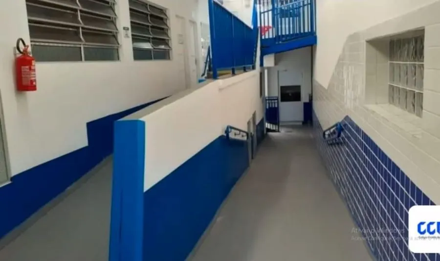 Imagem Prédio comercial na Penha de França.