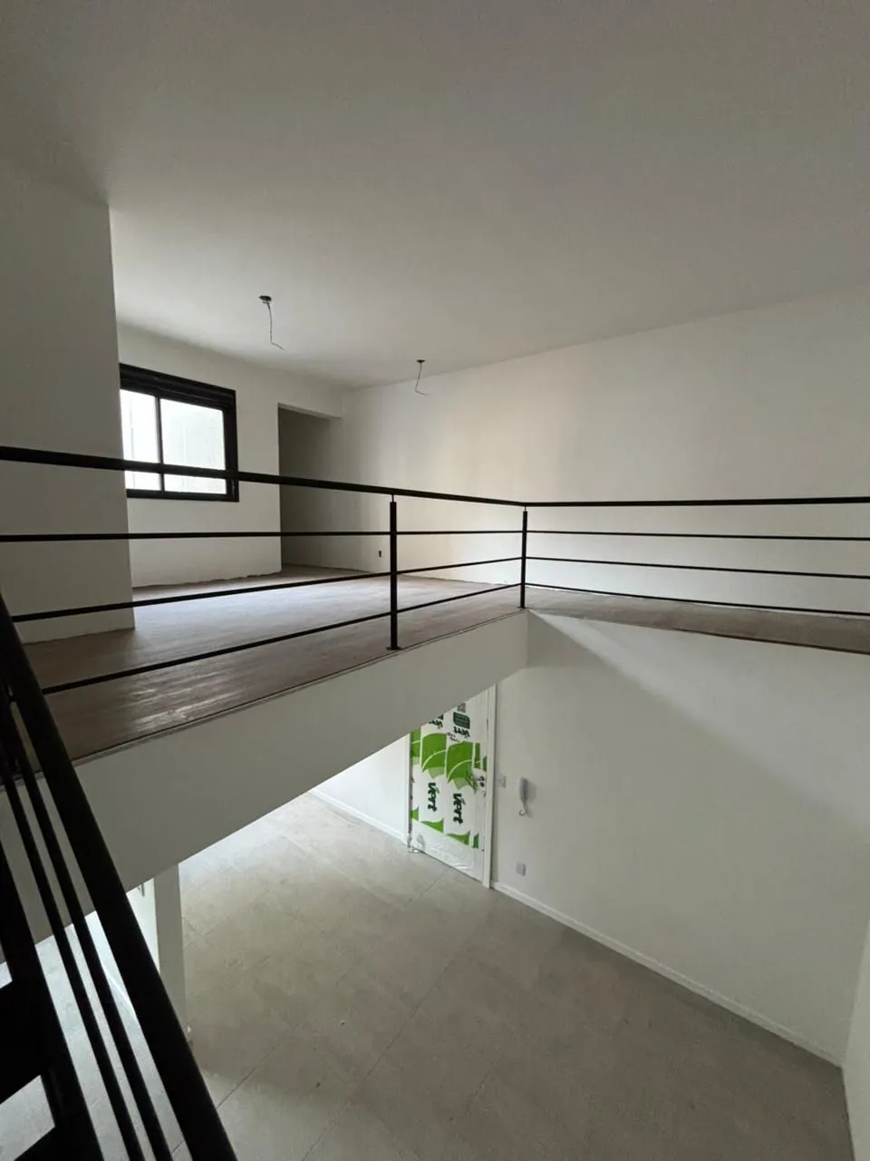 Imagem Apartamento Duplex 1 Dormitório à Venda na Cidade Baixa - Porto Alegre