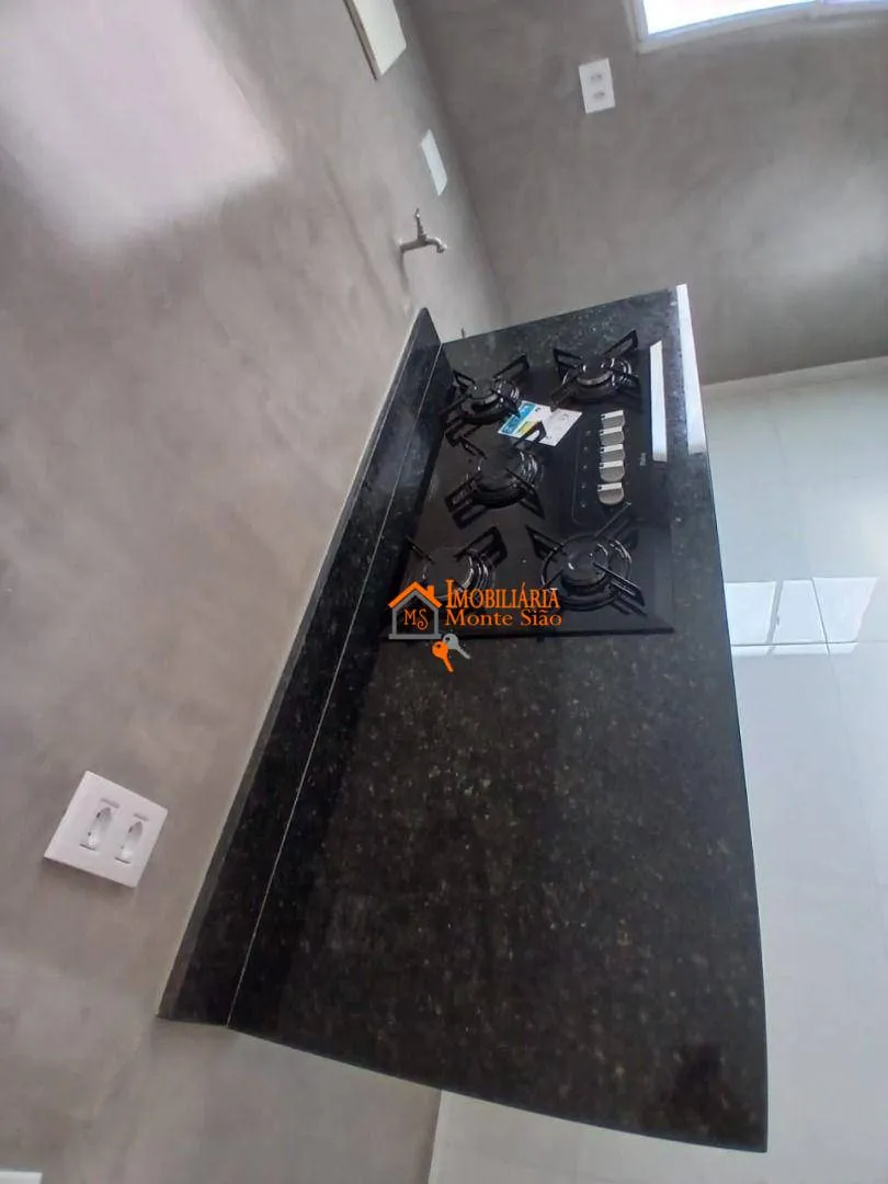 Imagem Apartamento com 2 dormitórios à venda, 45 m² por R$ 240.000,00 - Água Chata - Guarulhos/SP