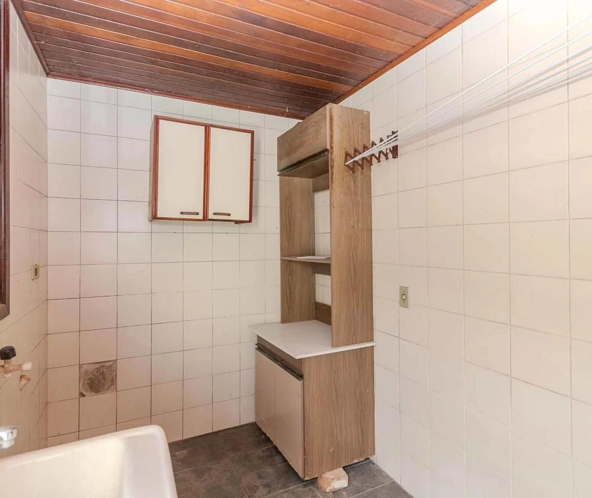 Imagem Casa à Venda na Rua da Gruta - 241,99m² - Próxima ao Hospital Divina Providência