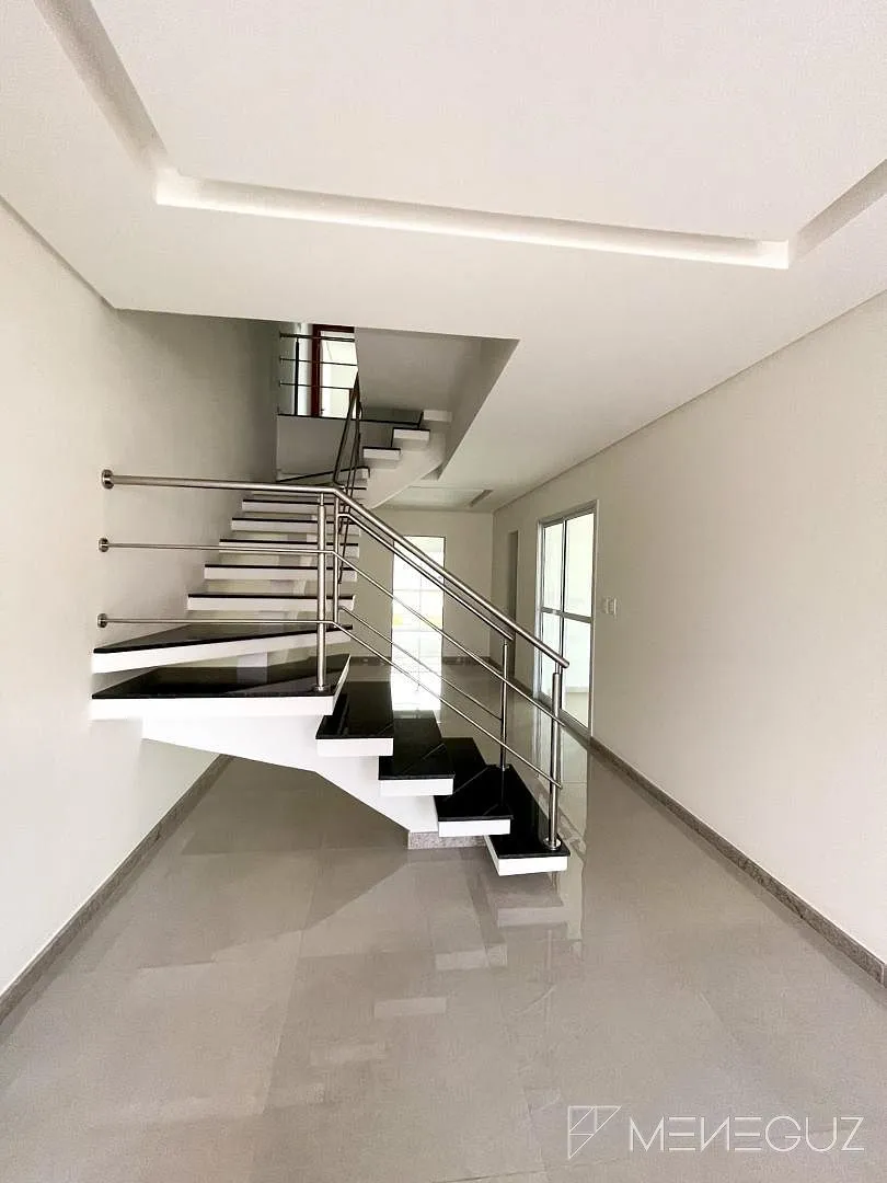 Imagem Casa a venda em Guarapari na Praia do Morro, com 3 quartos e lazer