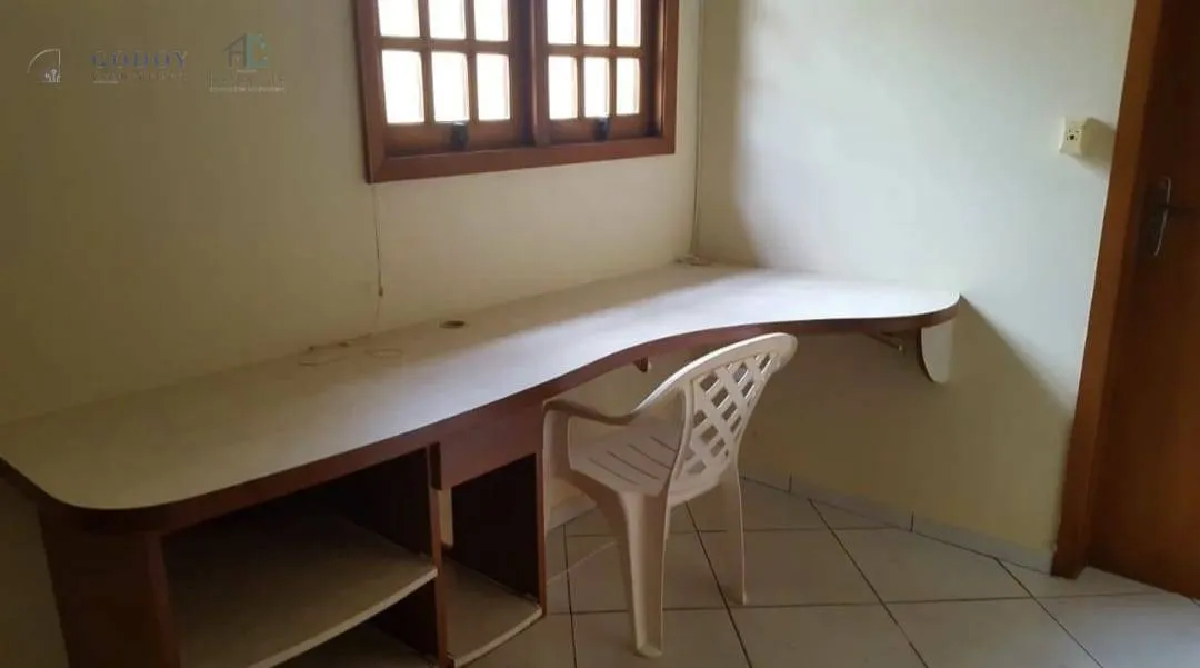 Imagem Casa Espaçosa com Piscina, Salão de Festas e Área Gourmet