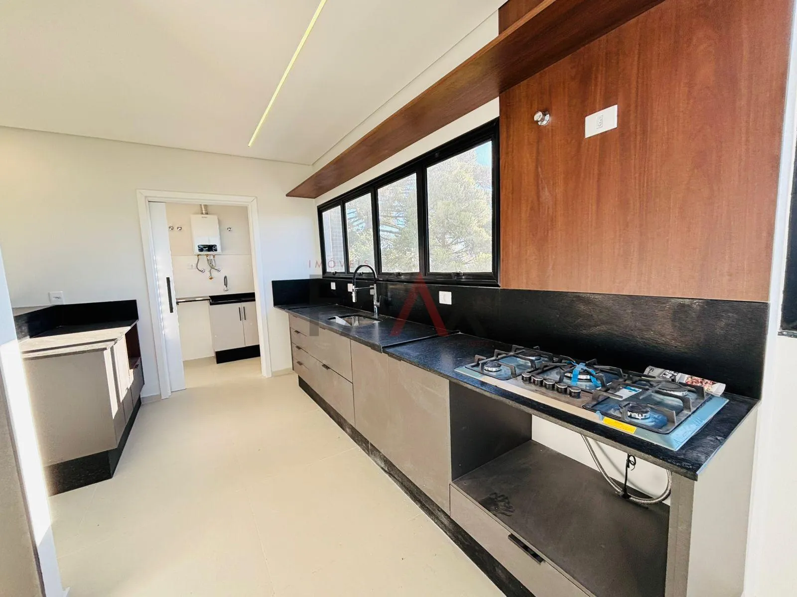Imagem Apartamento venda Maestrale com Suíte e Área Gourmet no Bairro Santana
