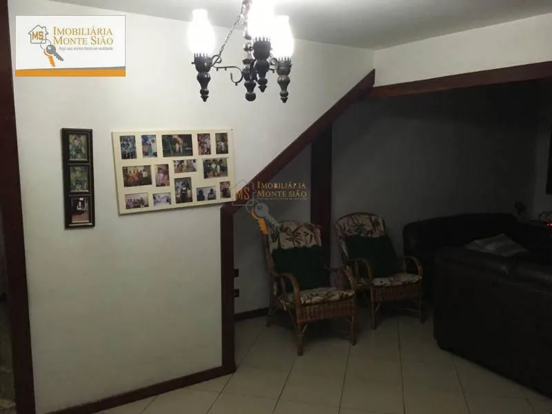 Imagem Sobrado com 5 dormitórios à venda, 200 m² por R$ 583.000,00 - Jardim Bela Vista - Guarulhos/SP