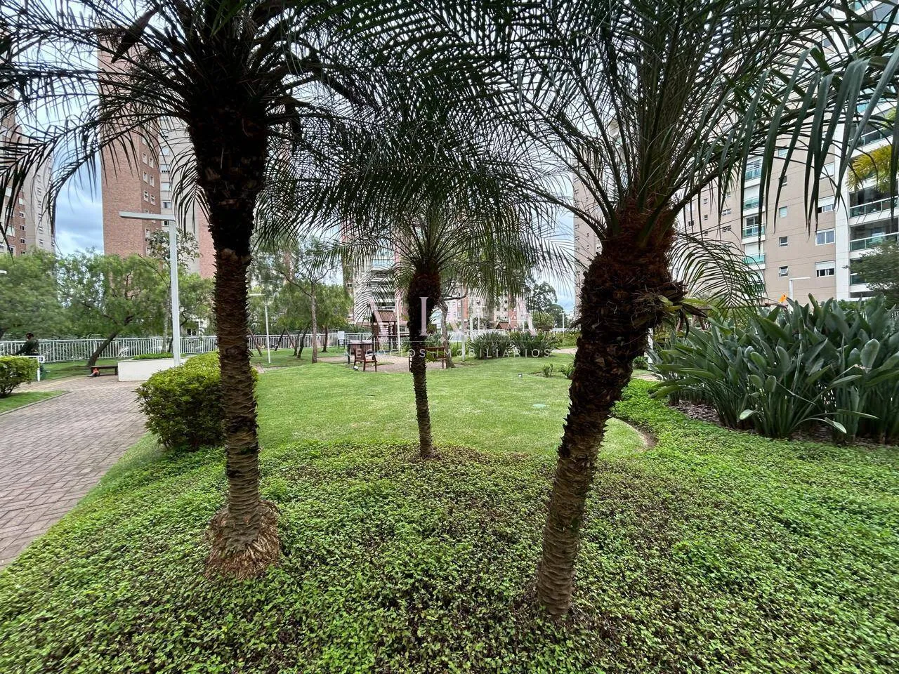 Imagem Premium Tamboré | 156m² | Mobiliado | Vista para a Mata | R$ 14.300/mês
