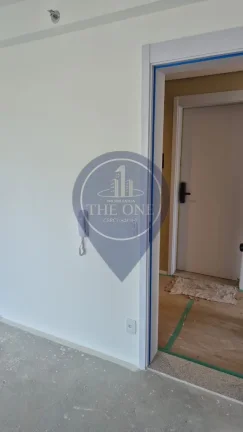 Imagem Studio de Luxo à Venda em Moema, São Paulo-SP: 1 Quarto, 2 Salas, 1 Banheiro, 28m² de Pura Elegância!