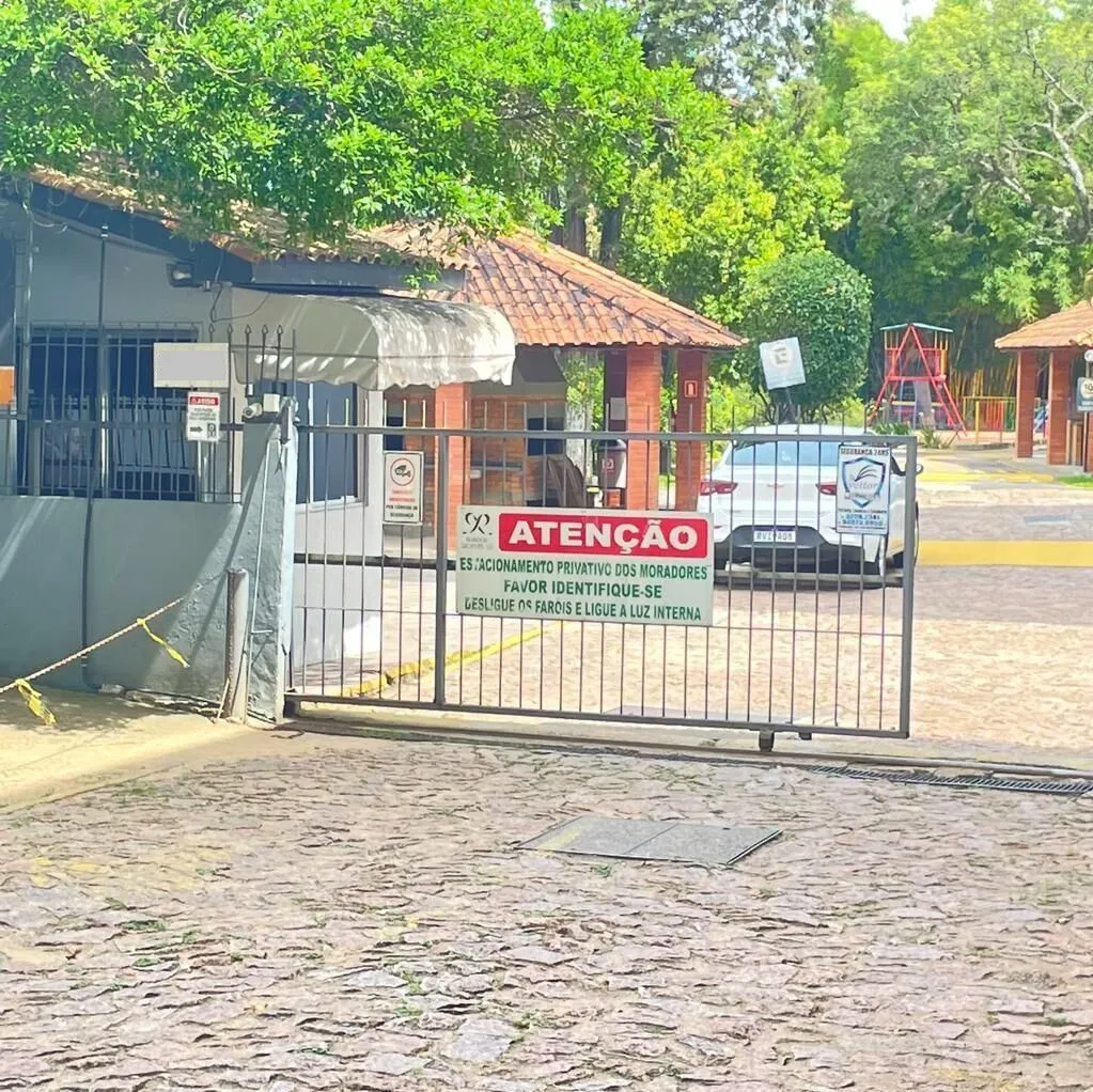 Imagem Apartamento dois dormitórios, com duas vagas escrituras ( tipo Box)
