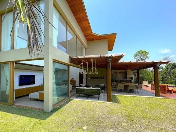 Imagem Casa alto luxo com quatro suíte espaço gourmet piscina a venda em Praia do Forte