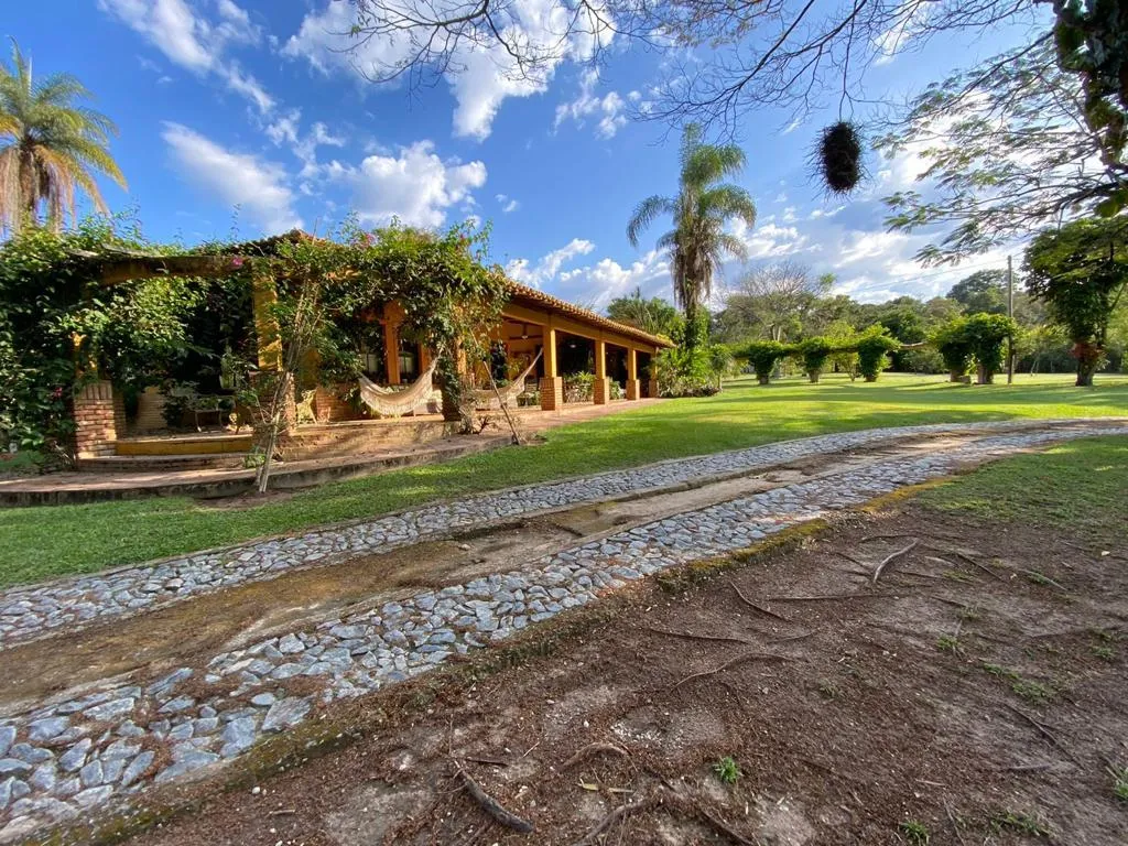Imagem Sítio em Esmeraldas/MG , com 15 hectares (150.000 m²).