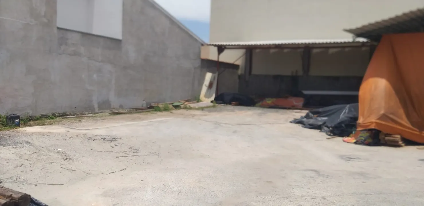Foto do imóvel Comercial à venda 1 Quarto, 195M², Loteamento Residencial Andrade, Pindamonhangaba - SP