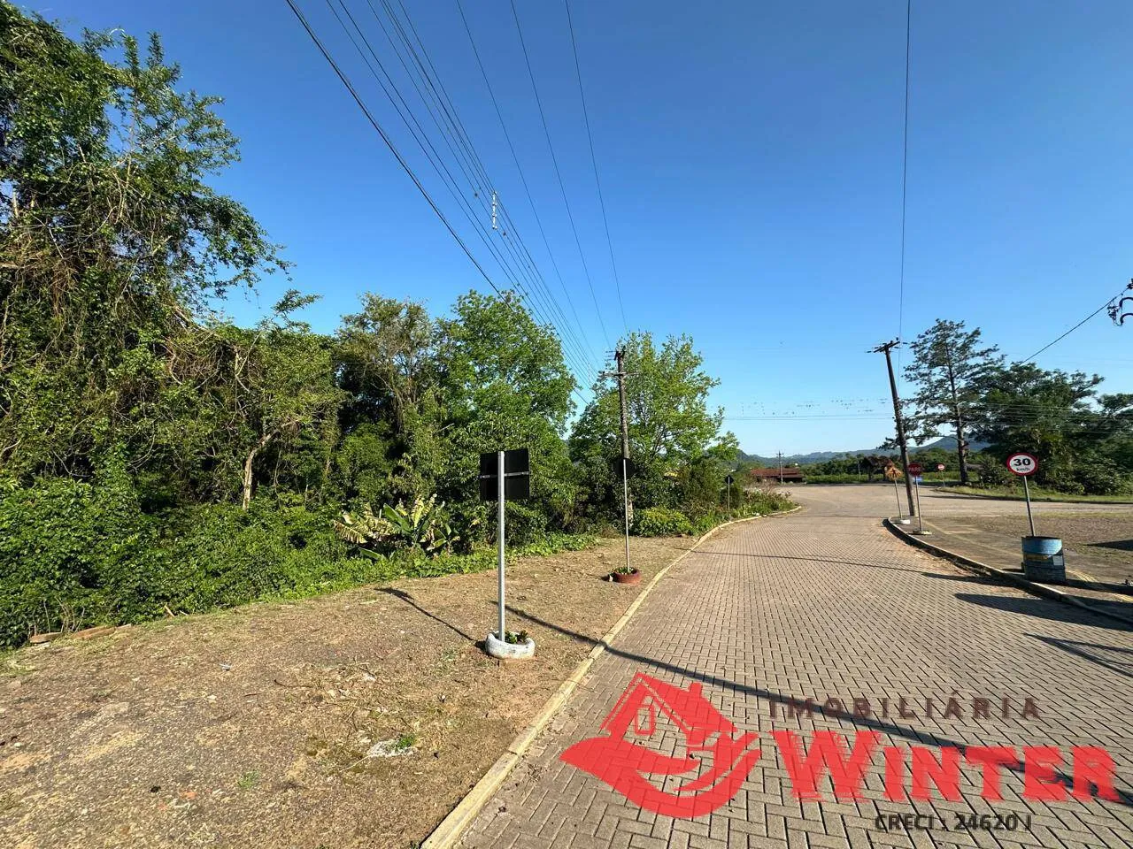Imagem Terreno com 1.307 m2