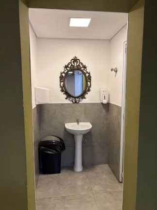 Imagem Loja com 100m2 na Vila Olímpia.