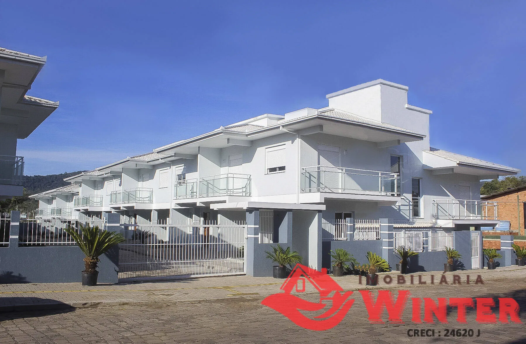 Imagem Condomínio Residencial Vila Rica, sobrados de 2 dormitórios.