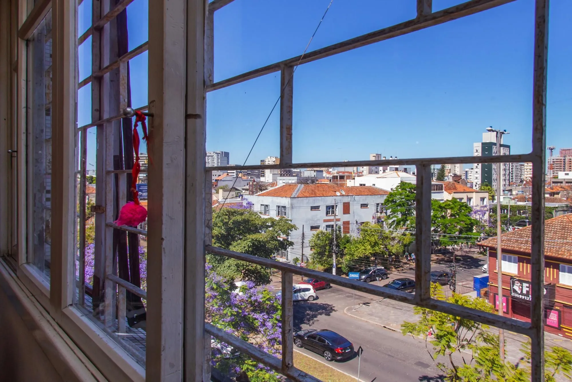 Imagem Apartamento Garden com 2 quartos e 94m² à venda em Rio Branco, Porto Alegre.