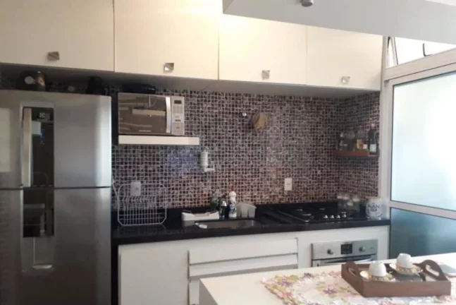 Imagem Apartamento Alto Padrão à Venda no Condomínio Edifício Monte Carlo R$ 699.000