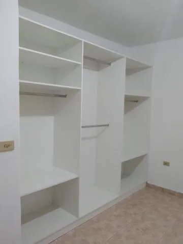 Imagem VENDA DE CASA TÉRREA NA VILA RIMAN, EM ARUJÁ/SP, 400m², 3 quartos, suíte, planejados. CONSULTE-NOS.
