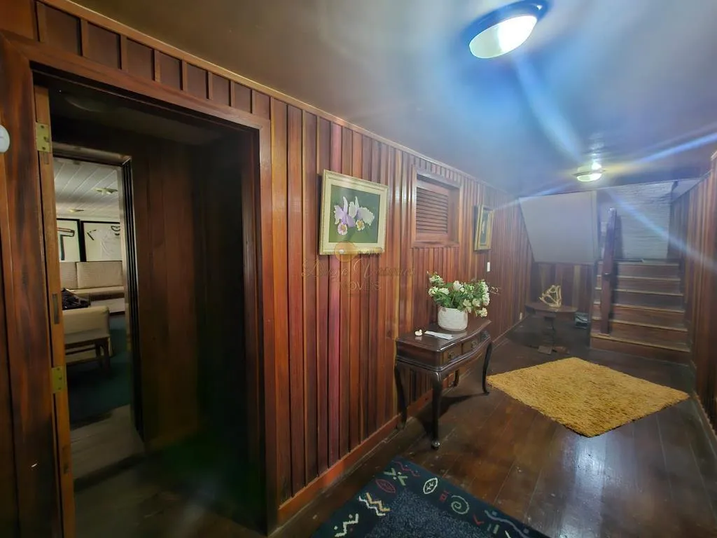 Imagem Casa em Condomínio para Venda em Teresópolis / RJ no bairro Parque do Imbui