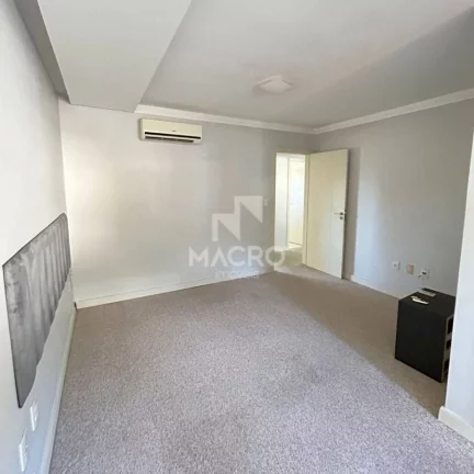 Imagem Baependi | 3 quartos (1 suíte) | 214m²