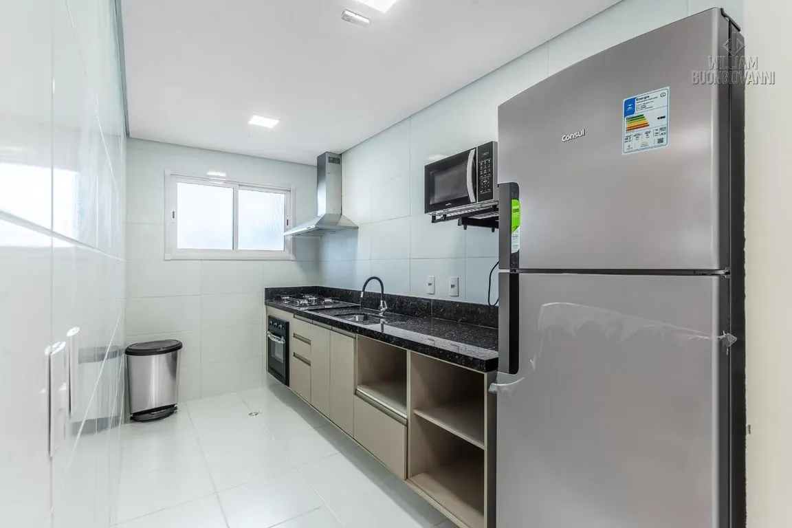 Imagem Apartamento 02 dormitórios sendo 1 suíte com sacada e vista mar