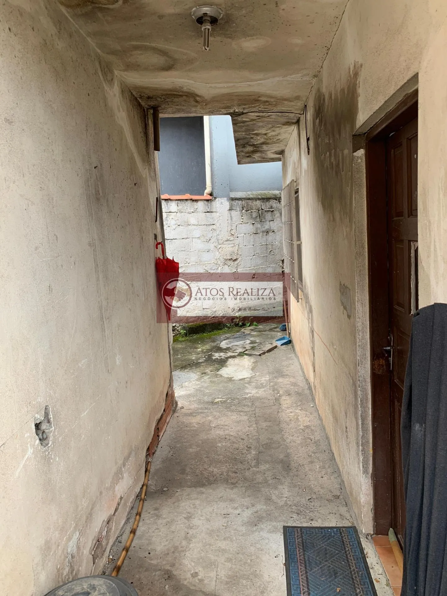 Imagem Casa Térrea com 3 dormitórios, 4 vagas de Garagens, Oficina, à Venda no Jardim Vergueiro, Região das Vila das Mercês SP, por R$370.000, Oportunidade.