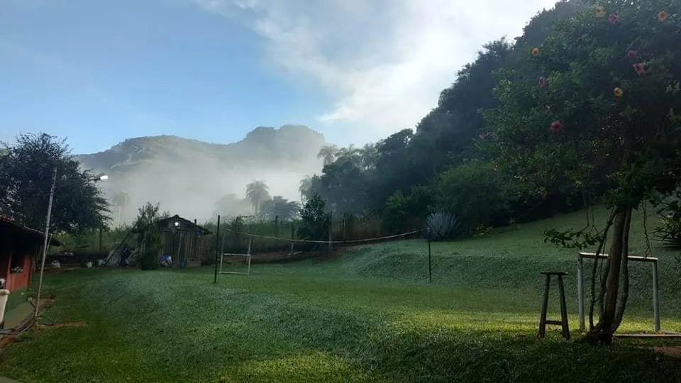 Imagem Vendo Sítio Espetacular em Itatiaiuçu/MG ,com 8.000 m² de área total,