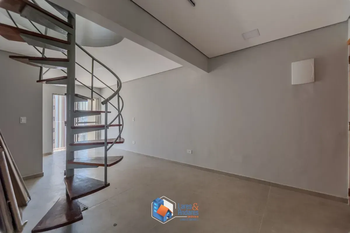 Foto do imóvel Cobertura para venda em Cambuci com 3 quartos, sendo 1 suíte, 119m² em Rua dos Tapes