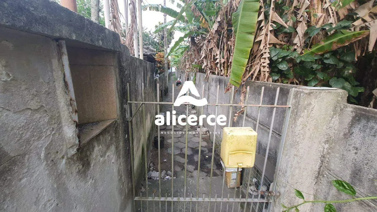 Imagem Casa à venda com 4 quartos 1 suíte, 356,47m² em Balneário Florianópolis