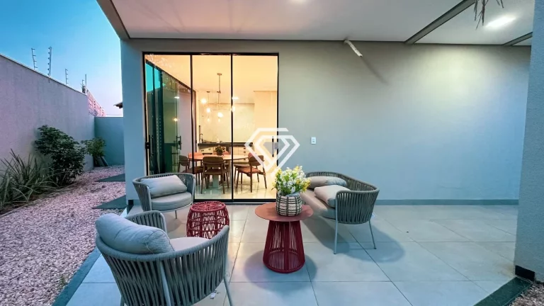 Imagem Sobrado 4 Quartos sendo uma Suítes, 196 m² à venda na 407 Sul- Residencial Amarante